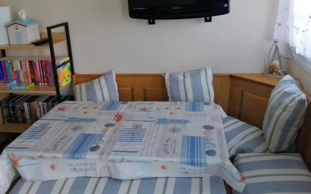 The Beach Hut Home From Home in Leysdown on Sea