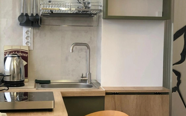 Brand New Downtown Studio