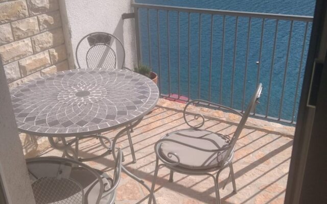 Ivan - 15 m From Beach - A3