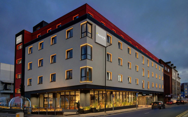 Spark by Hilton Luton