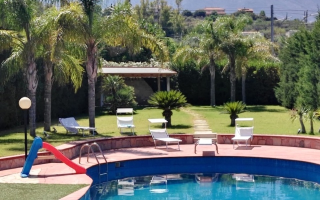 Villa Emy