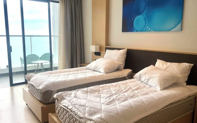 Cam Ranh Nha Trang Seaview Condotel