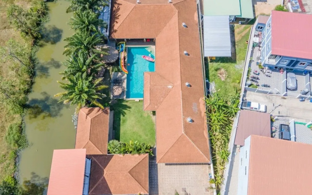 Pool Villa for Families and Party