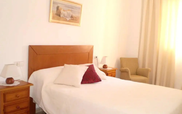 Apartment With 2 Bedrooms in Alcúdia, With Furnished Terrace and Wifi Near the Beach - Apartment in Alcudia - Photo 4