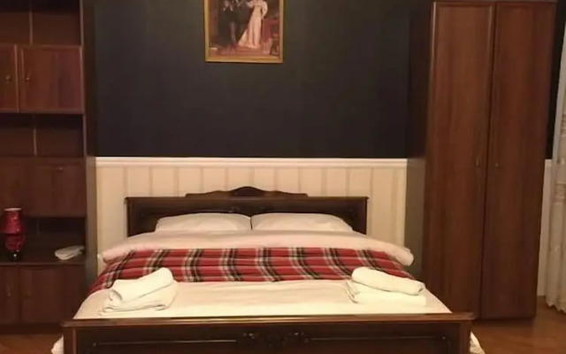 Tourest Inn Central - Hostel