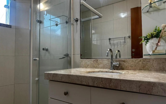 043 - Apto aconchegante na praia de Bombas