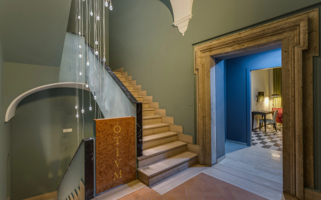 Otivm Hotel