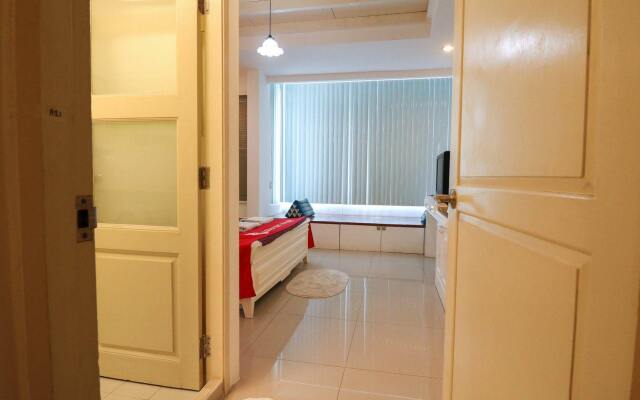 Nida Rooms Sutthisan Chai Yo Suites