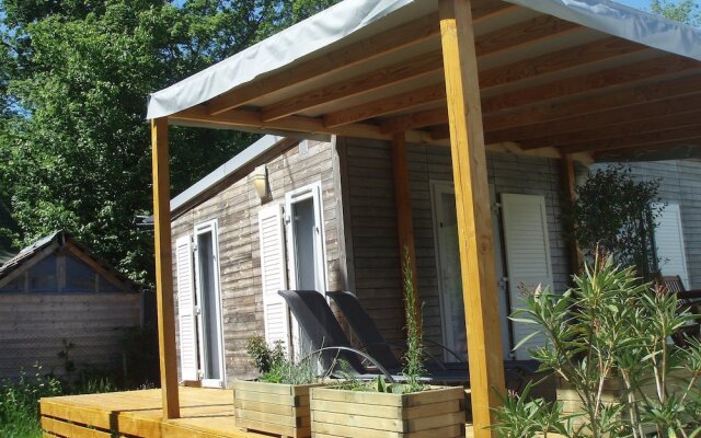 Camping Les Castors - Mobil-Home