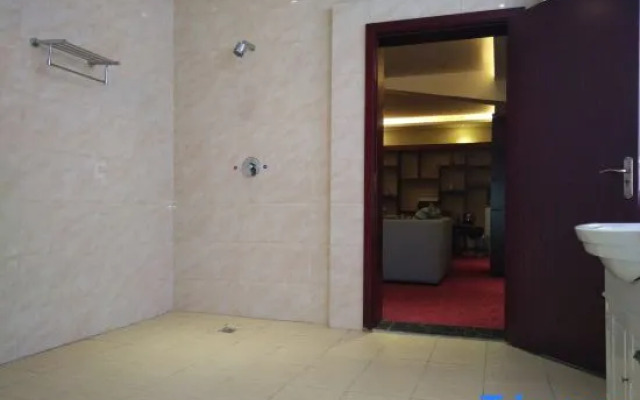 Weihui Jingshang Mingzhu Hotel