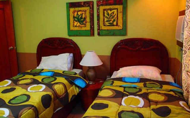 Country Inn Sta Ana Annex