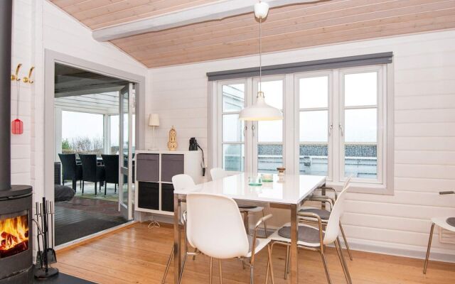 6 Person Holiday Home in Aabenraa-by Traum
