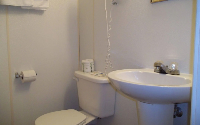 Sudbury Court Motel and RV Park