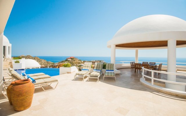 Elegant 6 Bedroom Villa With Amazing Ocean Views: Villa Clara Vista