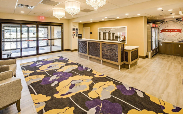 Hampton Inn & Suites Ashland
