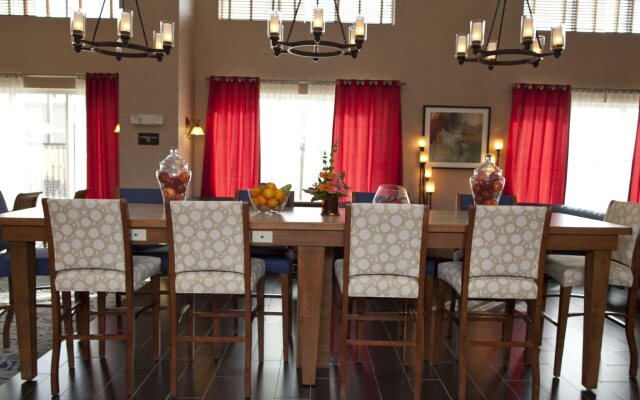 Hampton Inn & Suites Pittsburg, CA