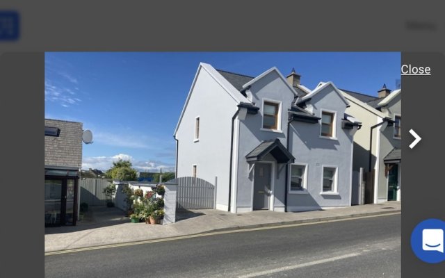 Beautiful, Central 3-bed House in Co Clare