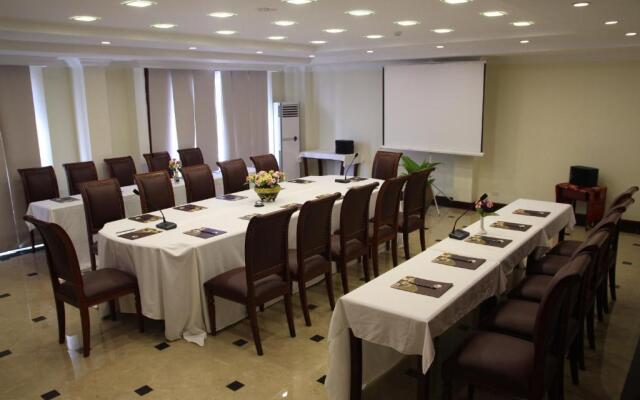 Phasouk Vien Chantra Hotel