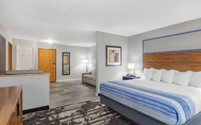 AmericInn by Wyndham Pella