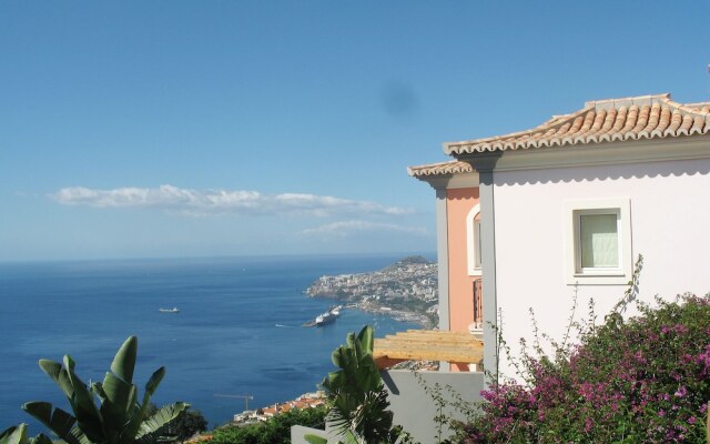 Scenic Apartment - Palheiro Village