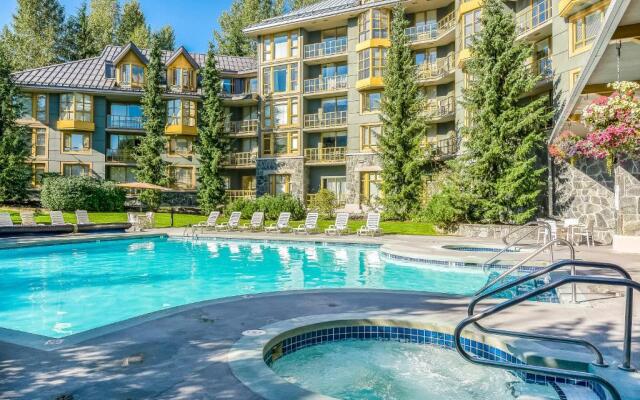 Whistler Cascade Lodge