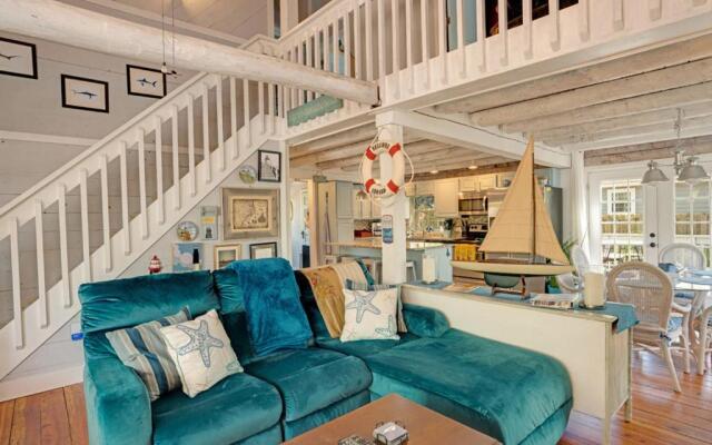 Blue Heaven by Oak Island Accommodations