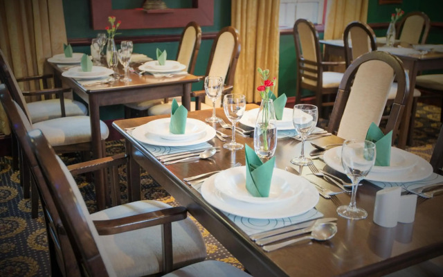 Caledonian Hotel
