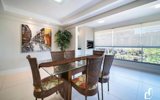 Apartamento amplo e com todos os ambientes climatizados