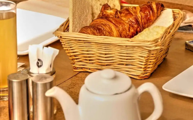 Hôtel Les Corps Saints