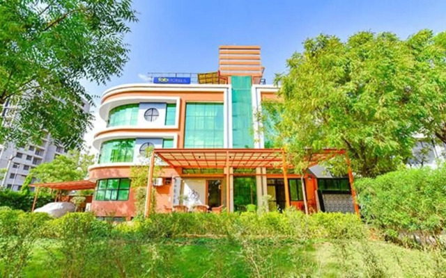 Collection O 88939 Siddharth Corporate