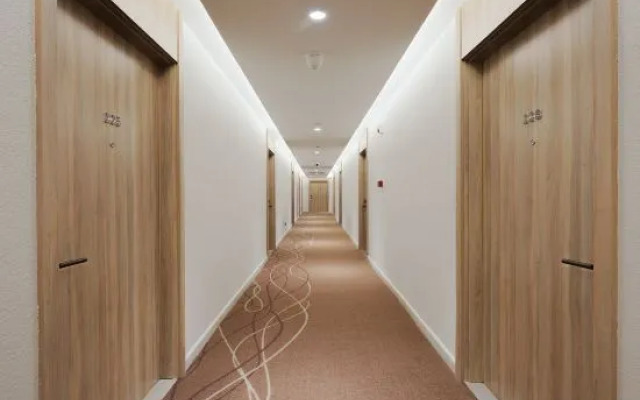 HanTing Hotel (Beijing Shangde Center)