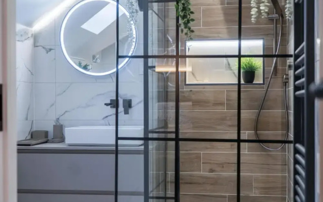 Ty Cyfoes - Luxurious 4 Bedroom - St. Florence