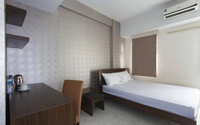 RedDoorz Apartment @ Margonda Residence