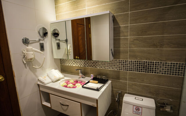 Orussey One Hotel & Apartment