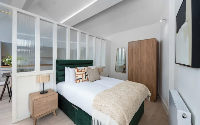 VESTO Brighton