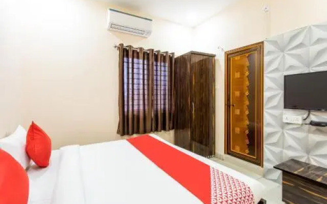 Hotel Pushpwant by OYO Rooms