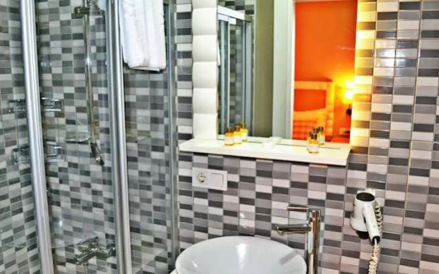 Taxim Alyon Suite Hotel