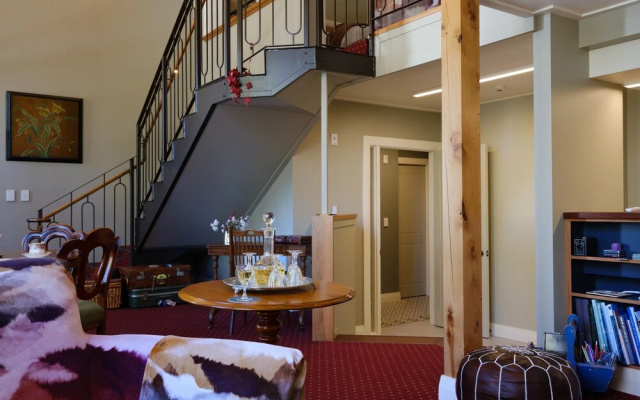 Bell Hill Apartments