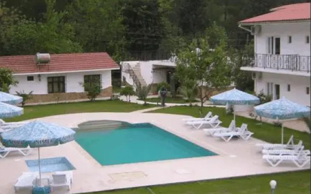Adrasan Gümüs Hotel