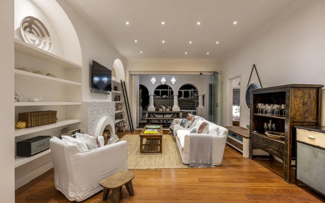 Clifton YOLO Spaces – Clifton Sea View Apartments