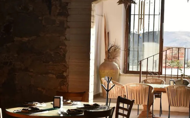 Tierra Adentro Hotel Fashion Grill & Spa