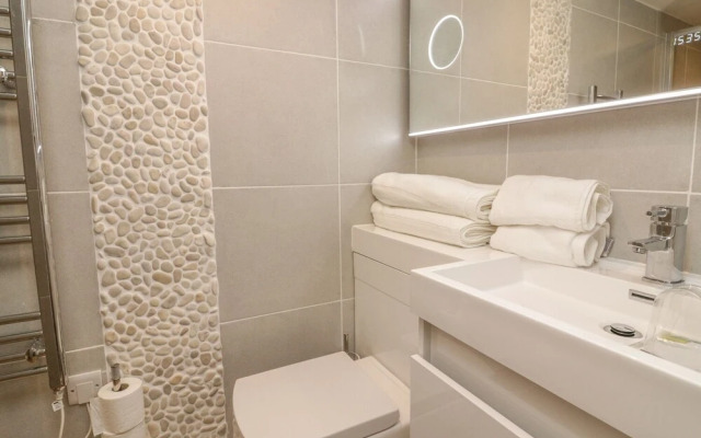 Flat 1
