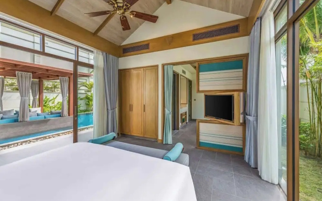 Luxe 5 Star Villa Private Pool Resort Access – Guest Rooms – Da Nang
