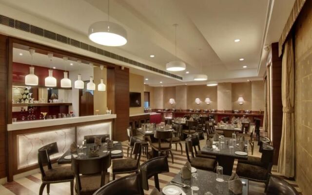 The Golden Palms Hotel & Spa Delhi