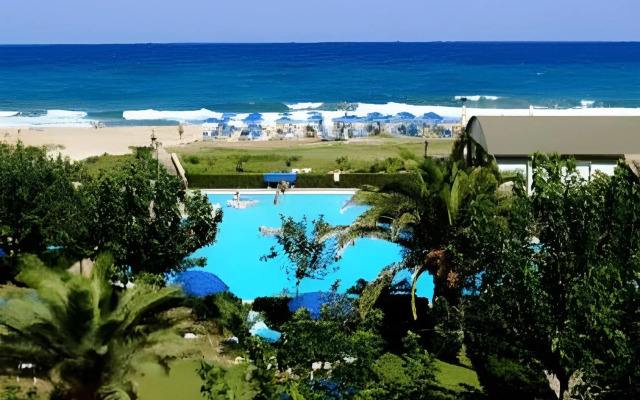 Marinos Beach Hotel