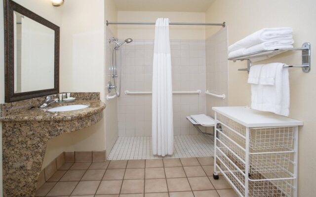Staybridge Suites Lincoln I-80
