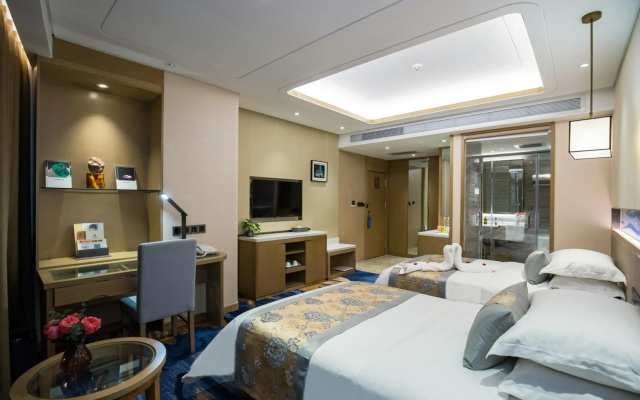 Kunming Golden Spring Hotel