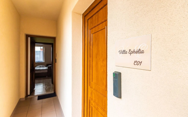 Apartmanovy dom Villa Ephélia