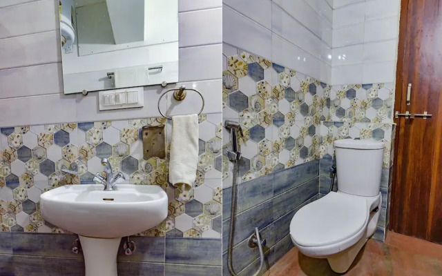 Fabhotel Achrol Palace