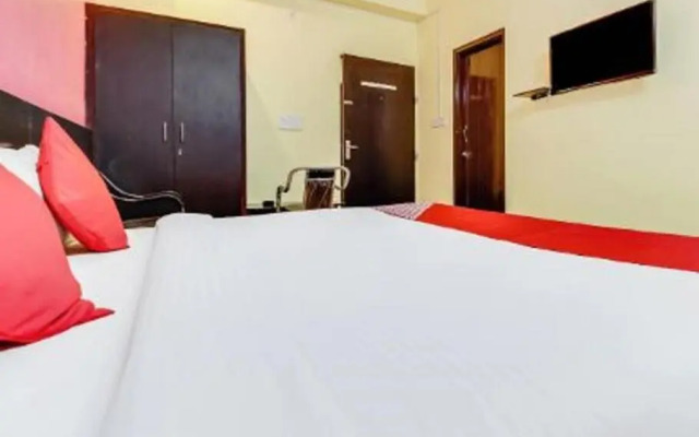 OYO Flagship 80515 Hotel Shivam Palace